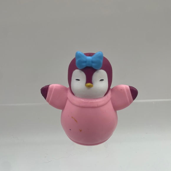 Pudgy Penguin Collectible Figure With Pink Sweater 3-A - Picture 1 of 6
